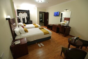 In-room safe, desk, iron/ironing board, free WiFi