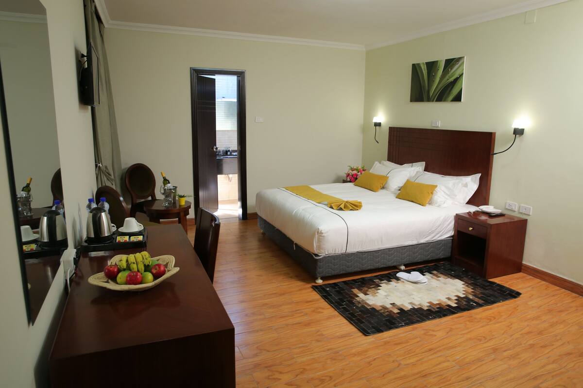 In-room safe, desk, iron/ironing board, free WiFi