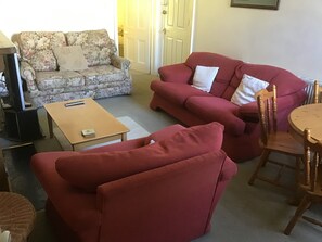 Maritime Apartment- (Ground Floor) | Living room | Flat-screen TV - Haddington House (Plymouth)