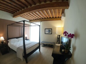 Memory foam beds, minibar, in-room safe, desk - Residenza Farinati (Montecatini Terme)