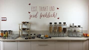 Tägliches inbegriffenes Frühstücksbuffet