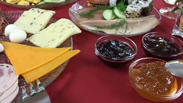 Gratis frukostbuffé varje dag