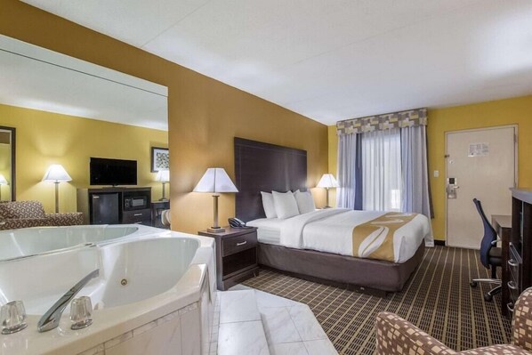 Room - Quality Inn (London)