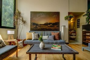 Departamento de diseñador | Sala de estar | Televisión de pantalla plana 