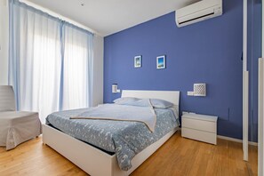 1 bedroom, iron/ironing board, free WiFi, bed sheets - POLIGNANO A MARE DIMORA BLU CALA PAGURO (Polignano a Mare)