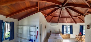 Comfort Room | Hypo-allergenic bedding, minibar, blackout drapes, iron/ironing board - Pousada Maraú (Maraú)