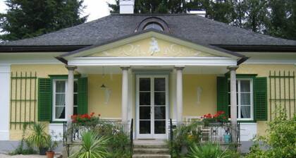 Rosenvilla by Interhome