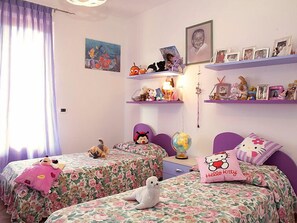 2 dormitorios y Internet