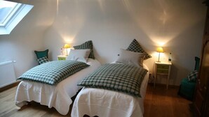 Blendingsgardiner, strykejern/-brett og wi-fi (inkludert)
