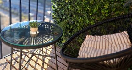 Entire Apartment for 3–4 People - Wi-Fi - Private Parking