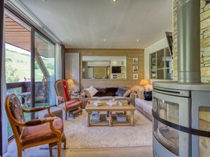 Een televisie en een dvd-speler