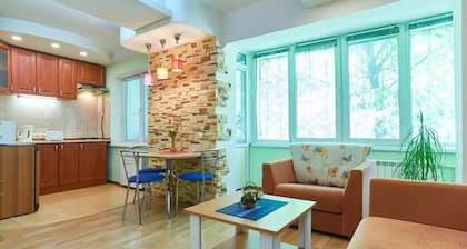 Home-Hotel Metropolita Sheptitskogo 1A