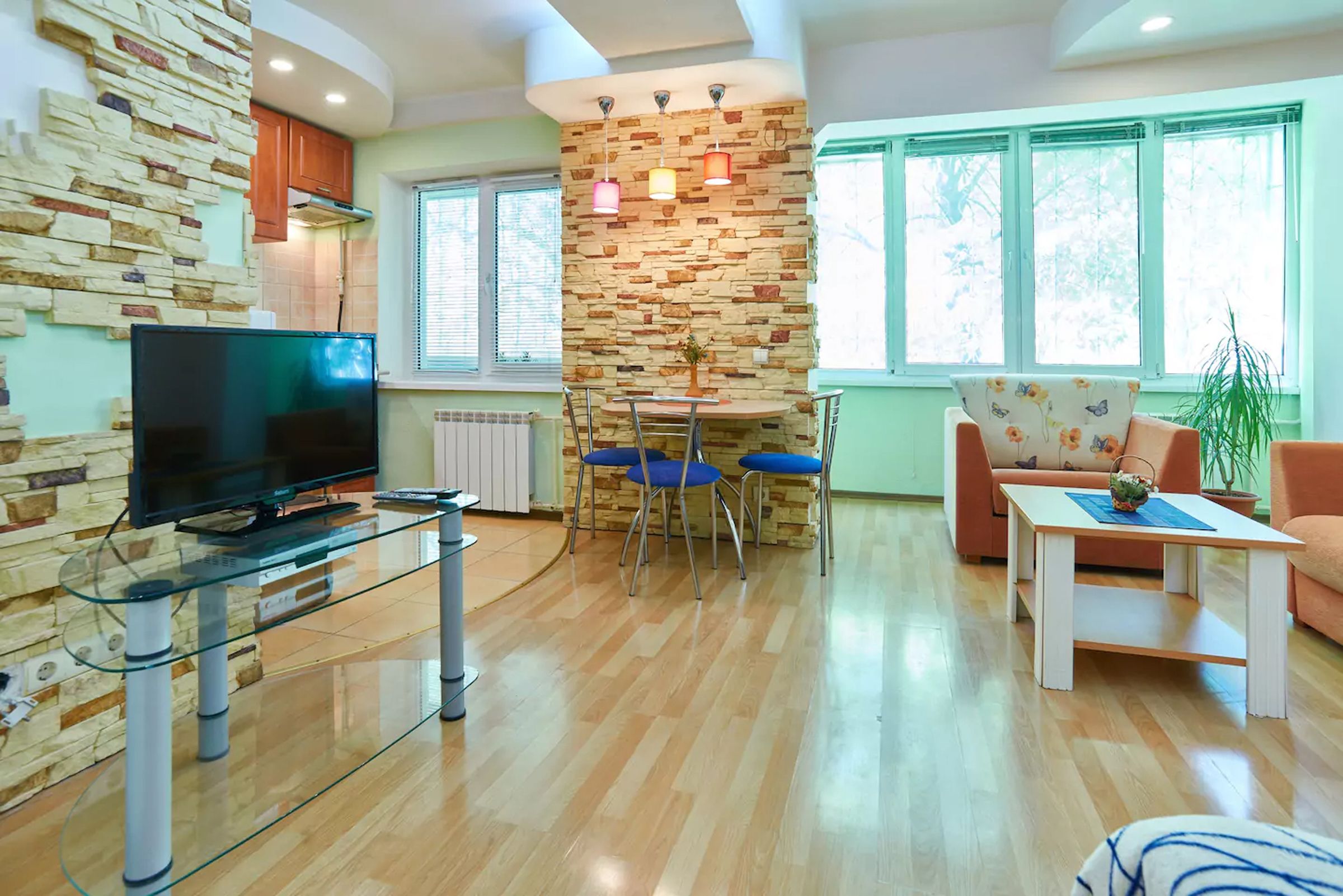 Studio | Living area