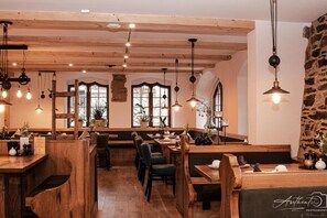 تناول الطعام