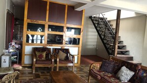 Khu tiếp khách ở sảnh