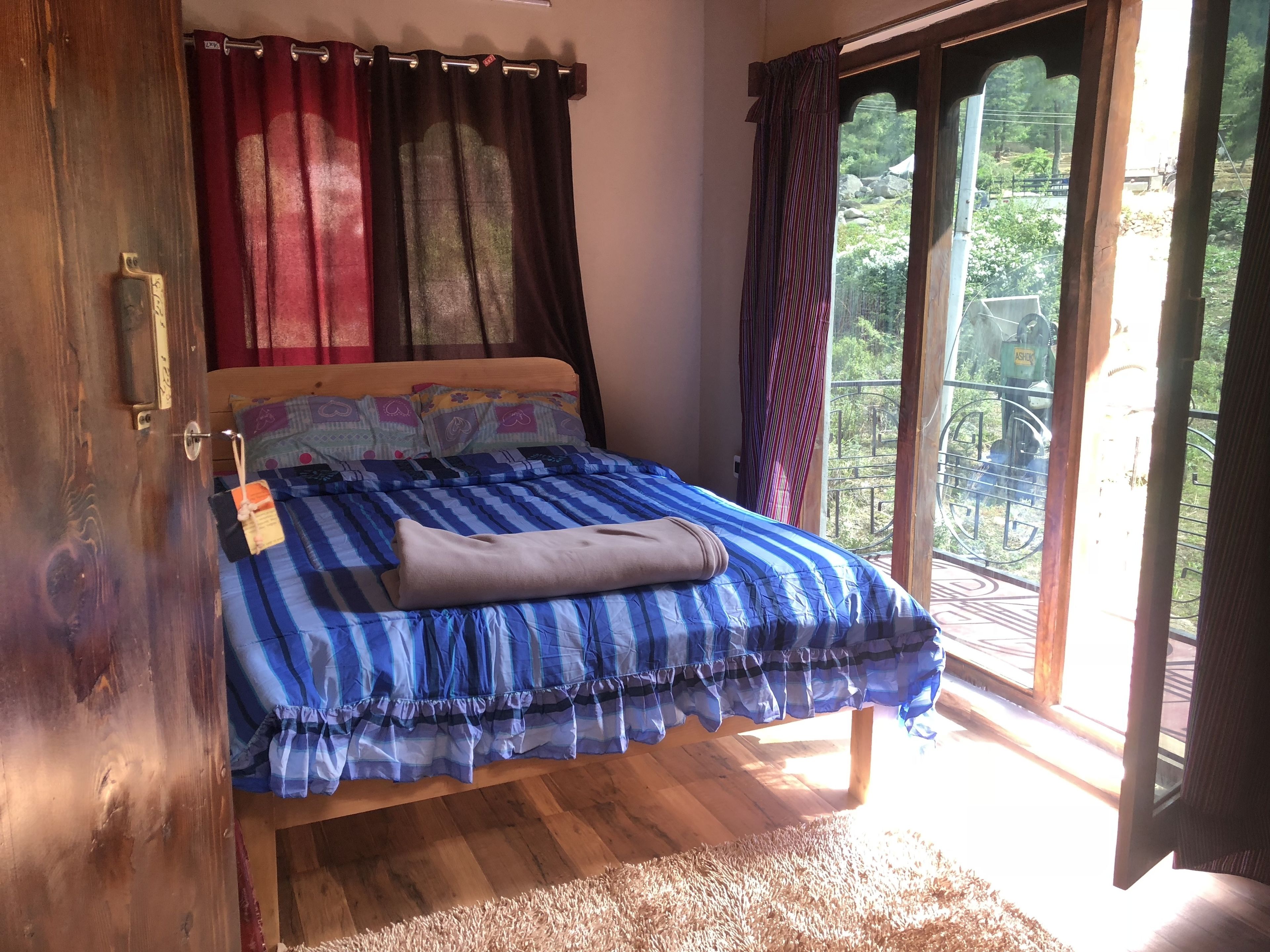 Family Duplex | 3 bedrooms, individually decorated, individually furnished, desk