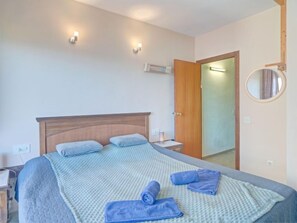1 bedroom, iron/ironing board, WiFi