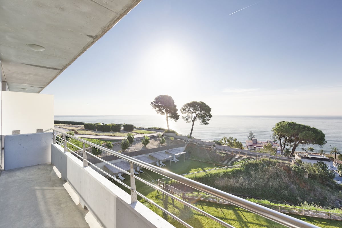 Beach/ocean view