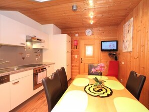 Dining - Apartment Heidi by Interhome (Kaltenbach)