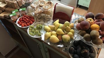 Café da manhã continental grátis todos os dias