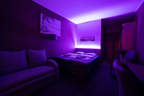 Schallisolierte Zimmer, kostenloses WLAN, Bettwäsche