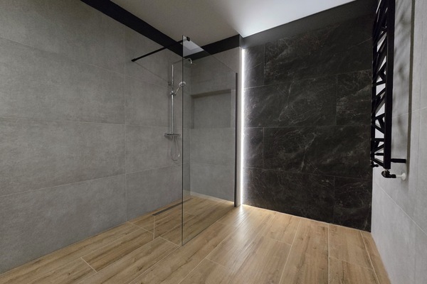 Comfort-Doppelzimmer (6) | Badezimmer