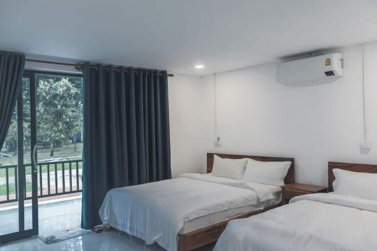 1 habitación, minibar y caja de seguridad en la habitación