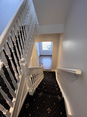 Staircase - The Commongate Hotel (London)