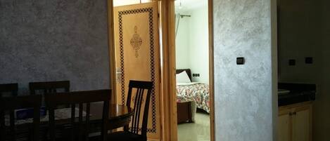 Appartement, 2 chambres | Salle de séjour