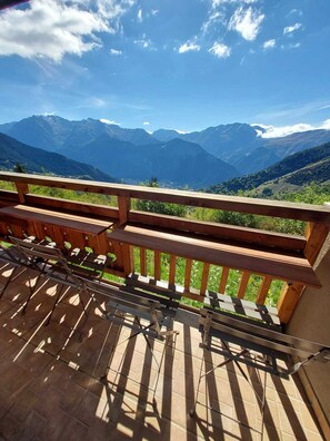 Property grounds - Homerez - Apt in L'Alpe d'Huez (L'Alpe d'Huez)