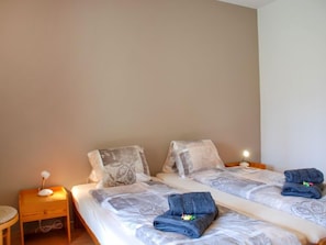 2 bedrooms, internet