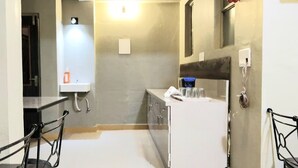 Interior detail - Hotel Ravi Residency - Jamnagar (Jamnagar)