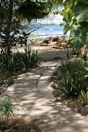 Beach/ocean view - Sueno del Mar Beachfront Hotel (Tamarindo)