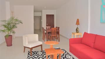 Apartemen, 3 kamar tidur | Area keluarga | TV layar datar