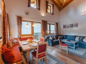 Dining - Hochkrimml by Interhome (Königsleiten)