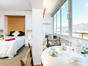 1 dormitori i Internet 