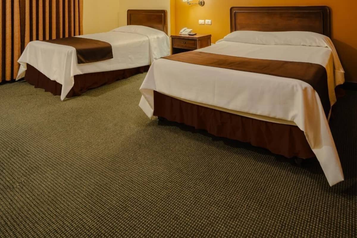 Wifi gratis y ropa de cama 