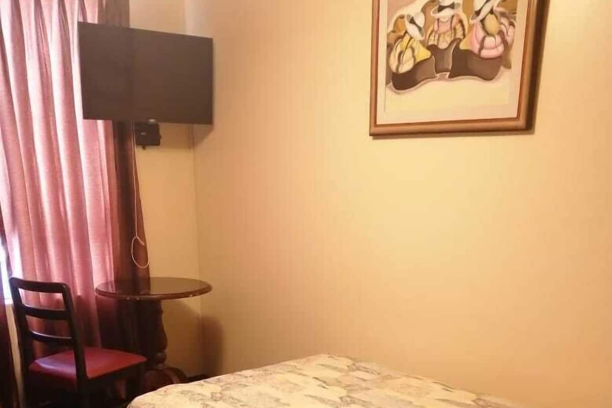 Habitación económica, 1 cama individual | Wifi gratis, ropa de cama, accesible en silla de ruedas