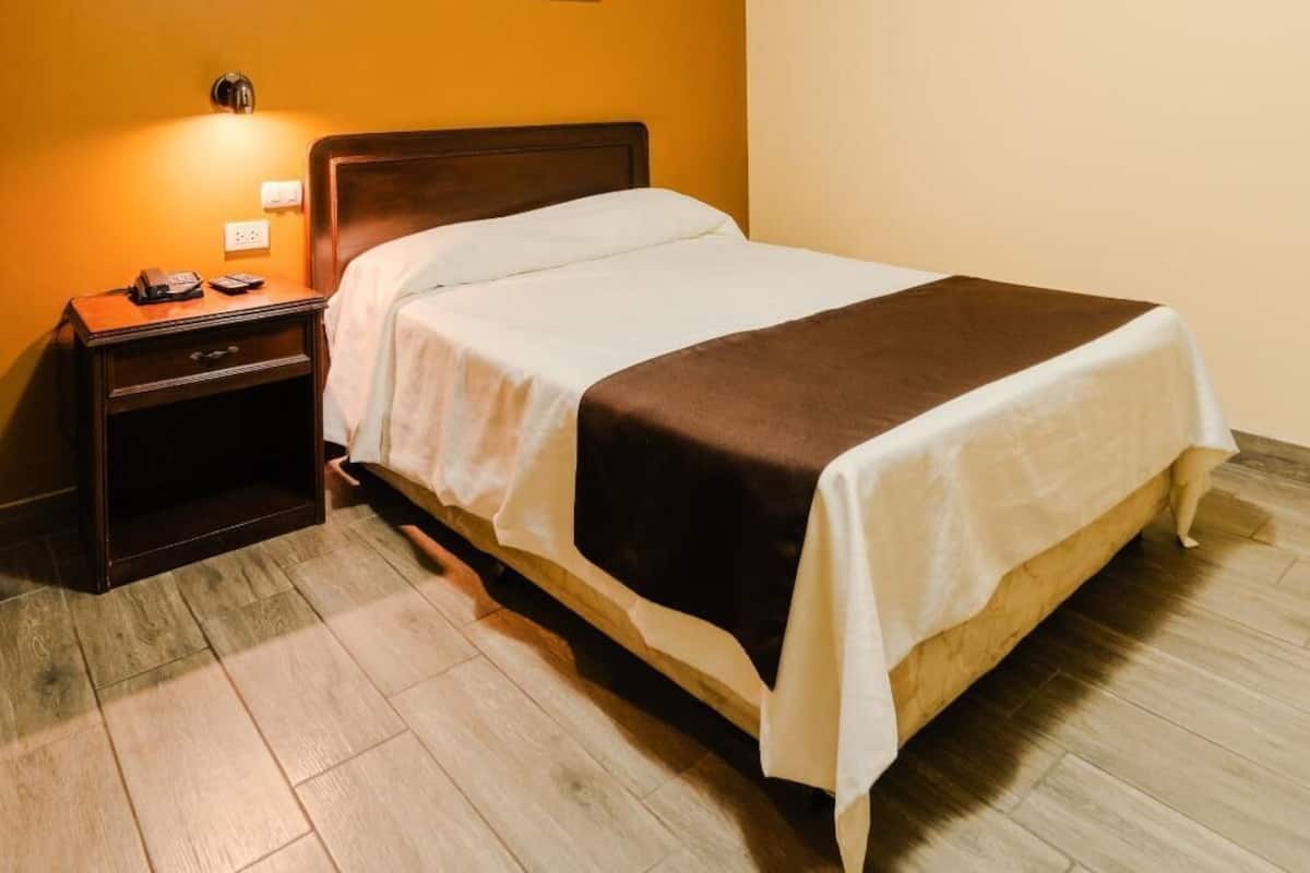 Wifi gratis y ropa de cama 