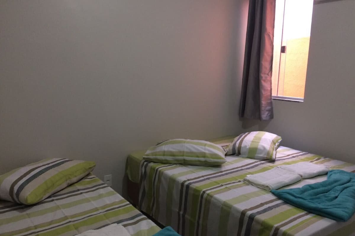 Wifi gratis y ropa de cama