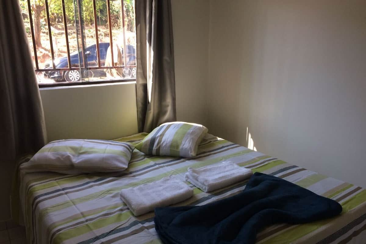 Wifi gratis y ropa de cama