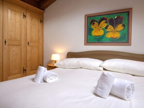 2 bedrooms, internet