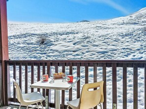 Outdoor dining - Les Alpages du Corbier by Interhome (Le Corbier)