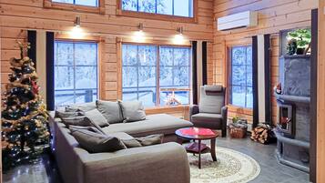 Fernseher, DVD-Player, Bücher