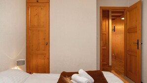 Room - Zodiaque RS 4 by Interhome (Ovronnaz)