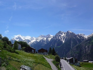 Esterni