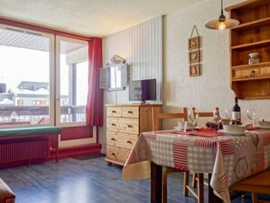 Dining - Le Prariond (Val Claret) by Interhome (Tignes)
