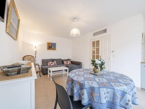 Interior - Beau Rivage by Interhome (Cavalaire)