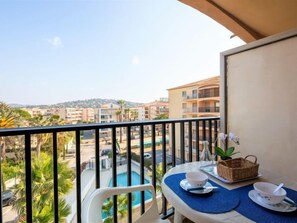 Outdoor dining - La Palmeraie II by Interhome (Sainte Maxime)