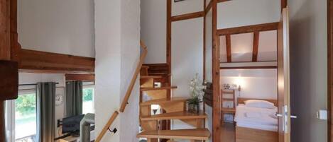 3 Schlafzimmer, Schreibtisch, Bügeleisen/Bügelbrett, WLAN